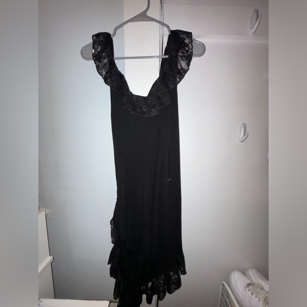 Medium length, Off-the-Shoulder Lace and Cotton Dress